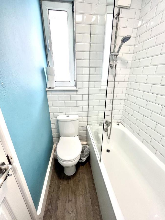 Modern 2 Bed Flat Close To Shoreditch / Free Wi-Fi London Bagian luar foto